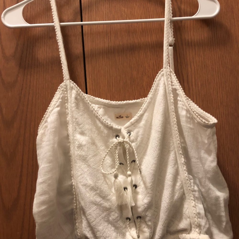 NWOT Hollister White Lace-up Shirt / Tank Top (Large) - Picture 4 of 4